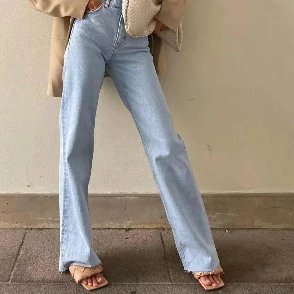 Black High Waist Straight Fit Jeans - Flattering & Versatile