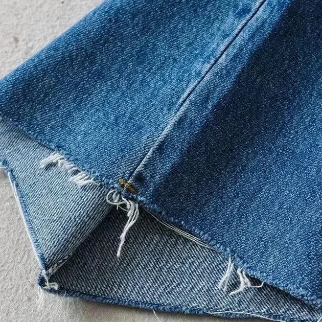 Black High Waist Straight Fit Jeans - Flattering & Versatile