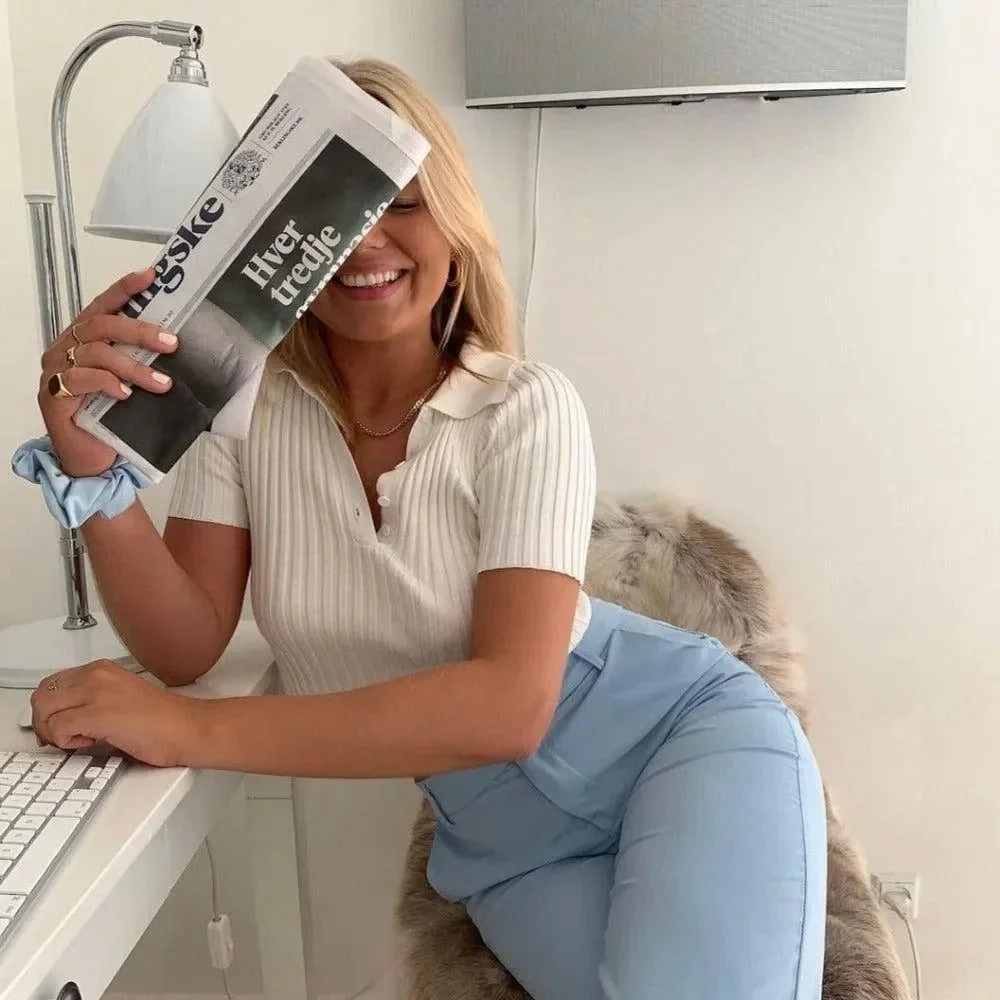 White Ribbed Knit Crop Top - Cozy & Stylish Design