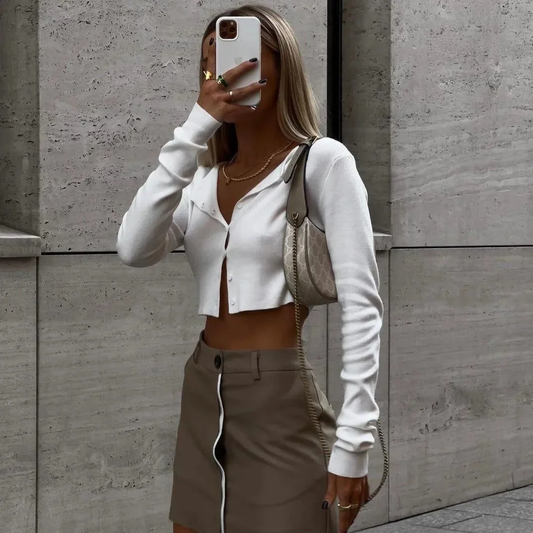 Versatile Knitted Crop Cardigan - Soft & Cozy Design