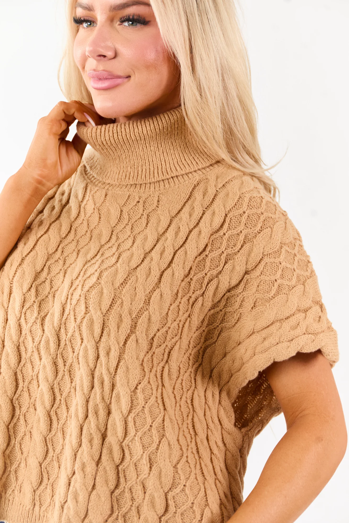 Chunky Cable Knit Short Sleeve Sweater