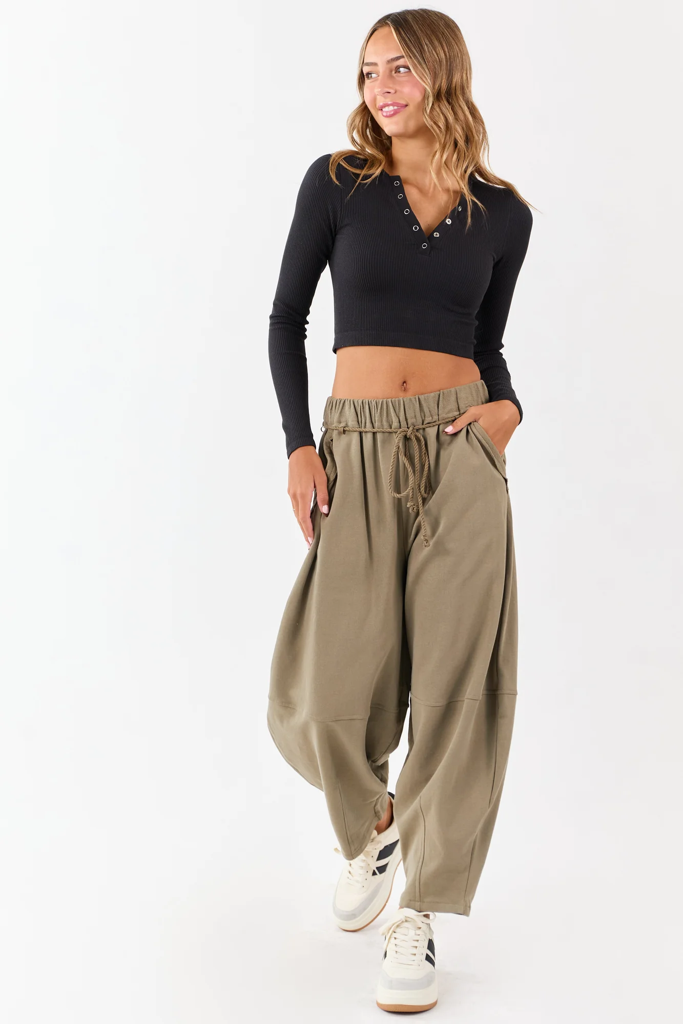 Cropped Rib Knit Black Long Sleeve Top