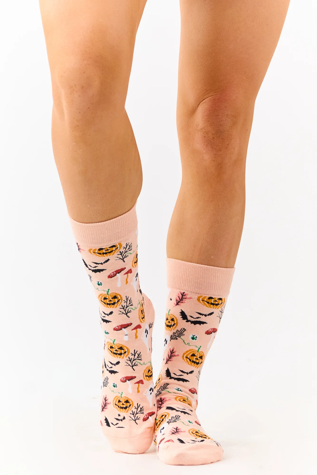 Peach Halloween Print Crew Socks - Seasonal Fun Design