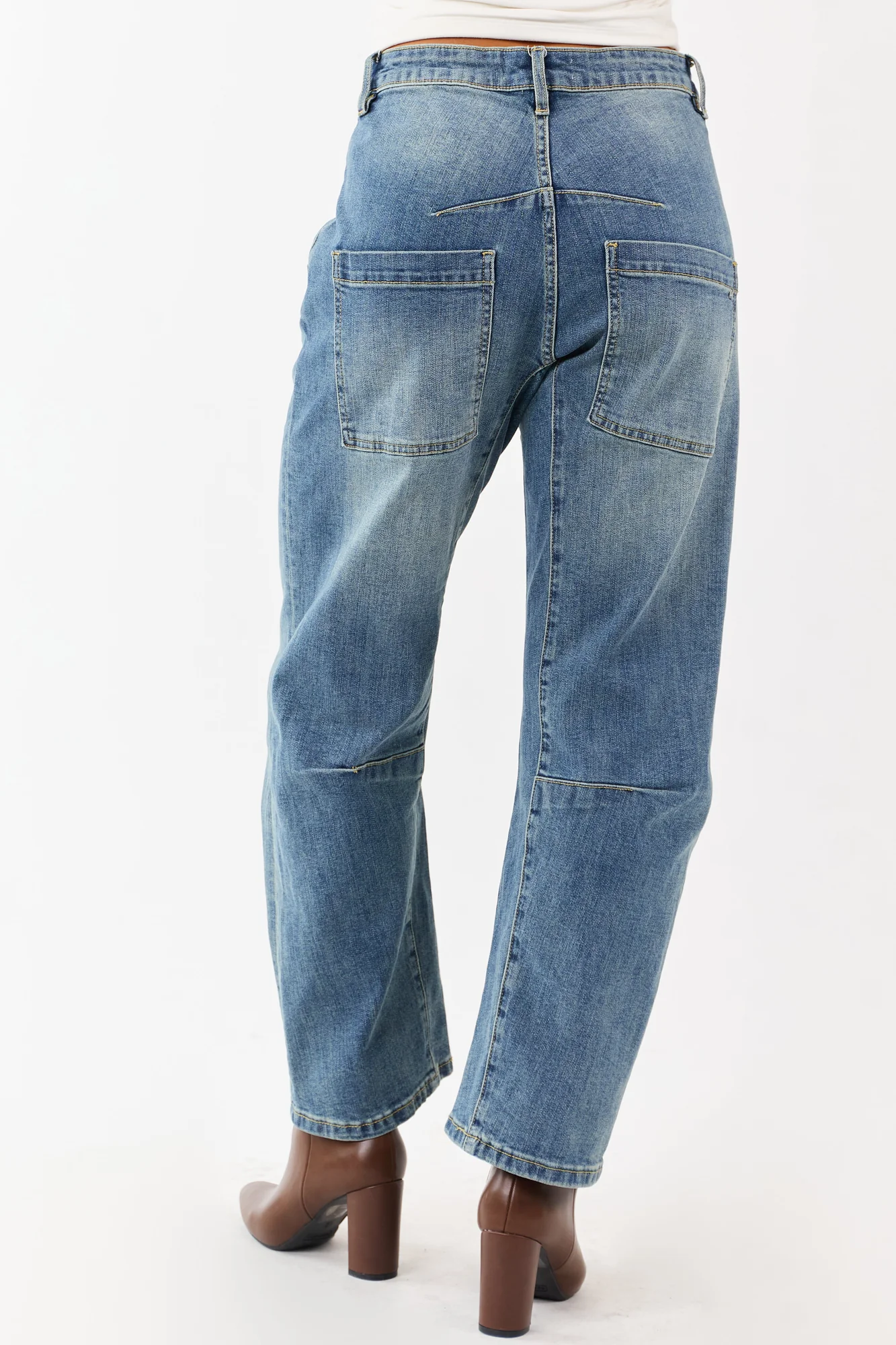 Vintage Wash High Rise Stretchy Barrel Jeans