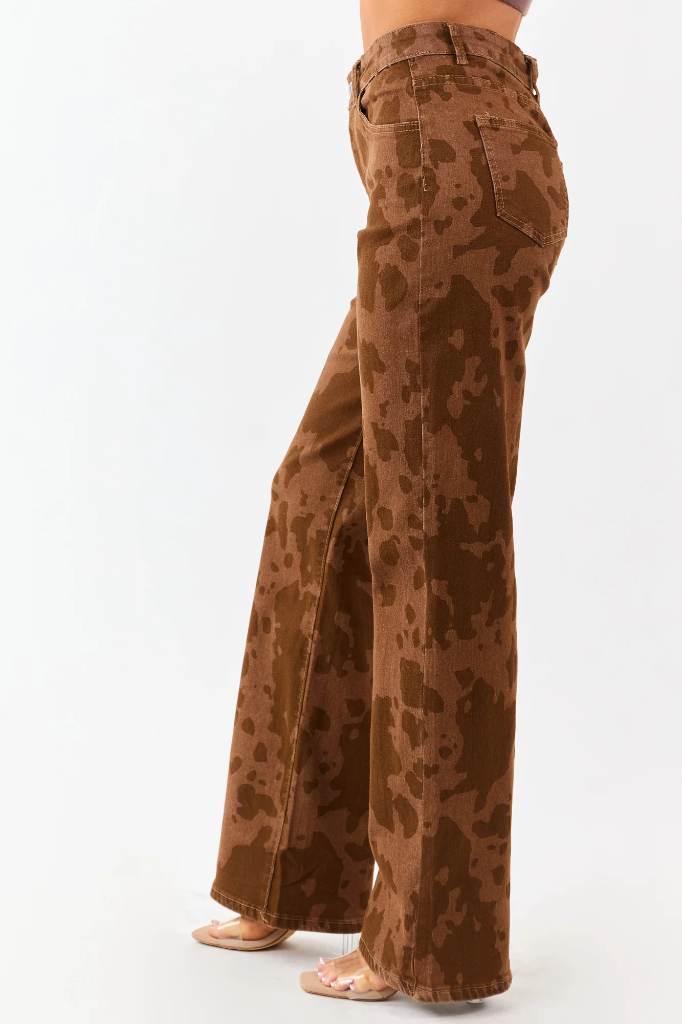 Stretchy Cow Print Straight Leg Jeans in Light Cocoa