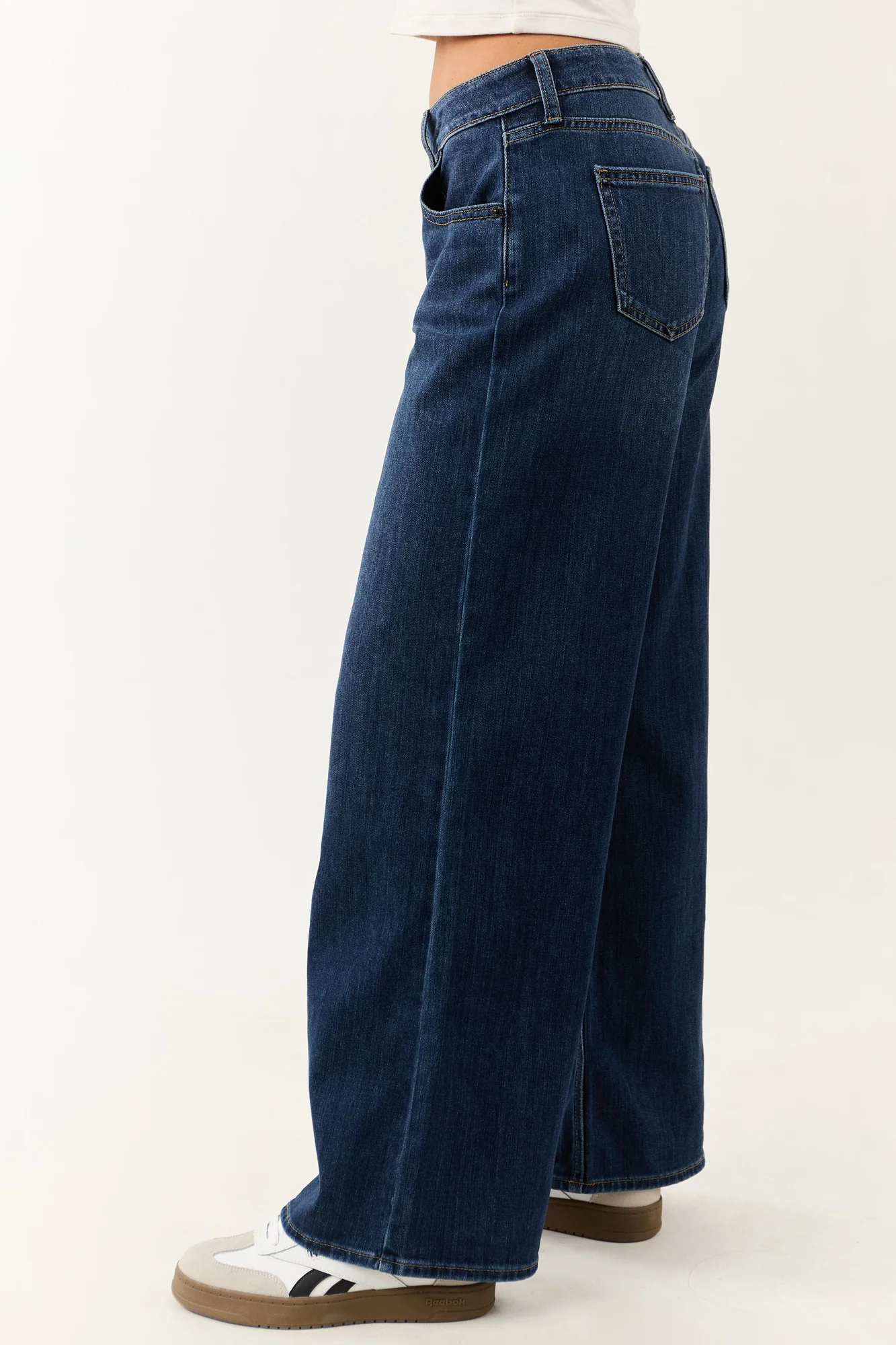 Dark Wash Wide Leg Mid Rise Stretch Jeans in Comfortable Fit