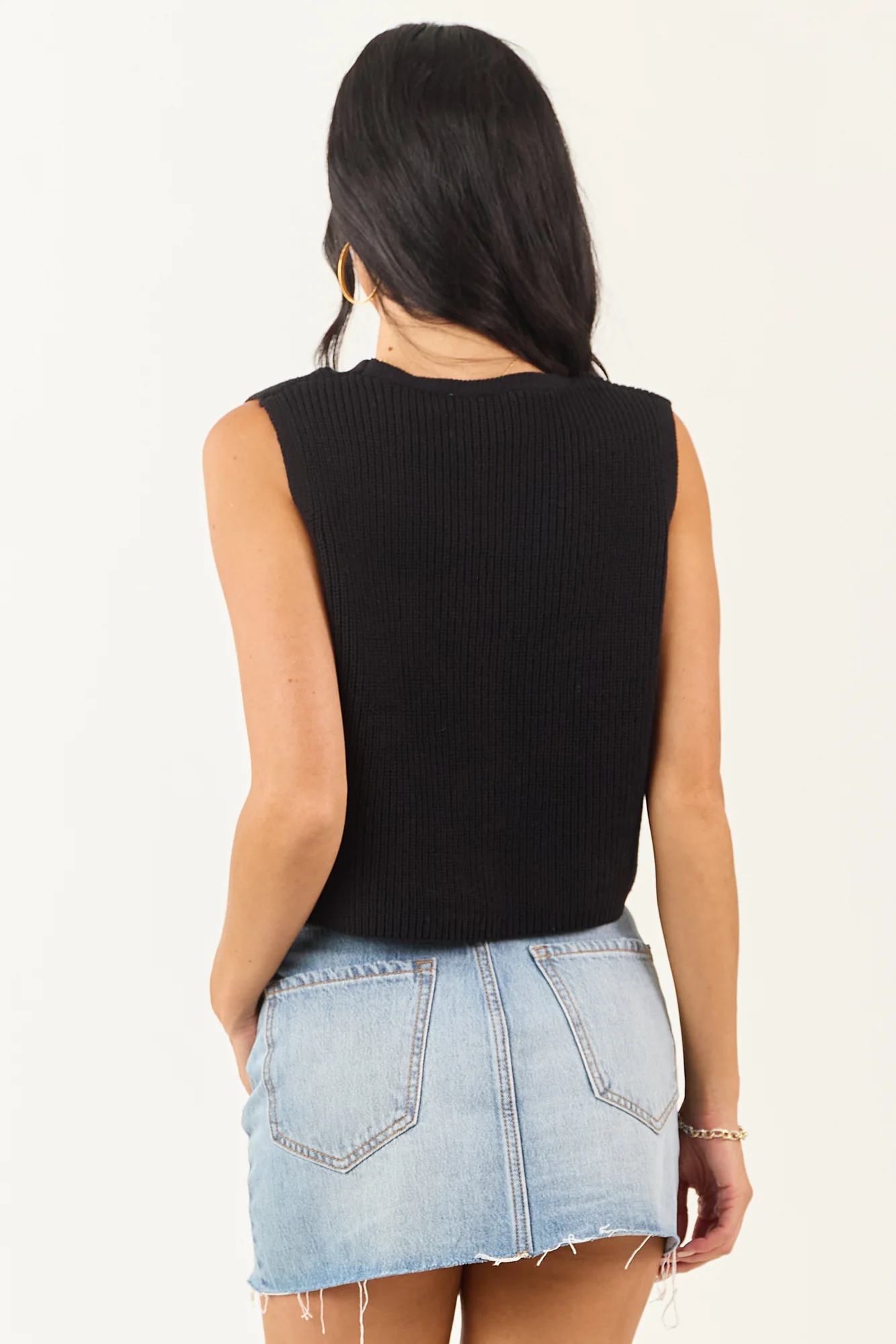 Black Ribbed Knit Cropped Sweater Vest