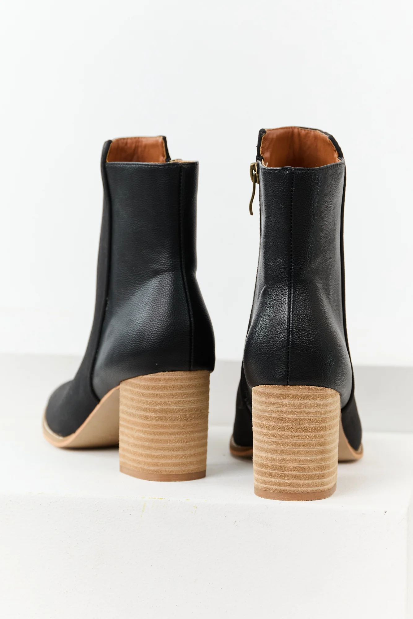 Stylish Contrast Block Heeled Booties in Black Faux Leather
