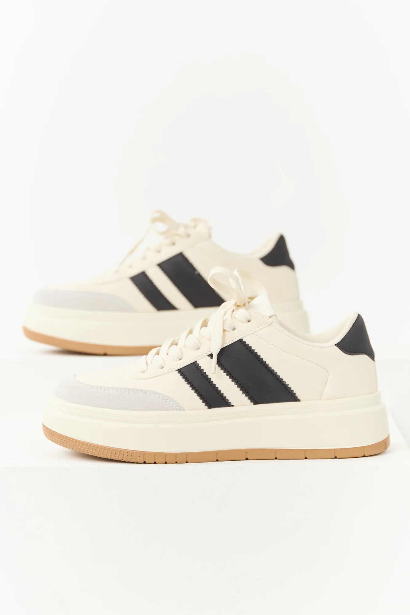 Cream Black Platform Sneakers Lace-Up Style 1.5" Heel