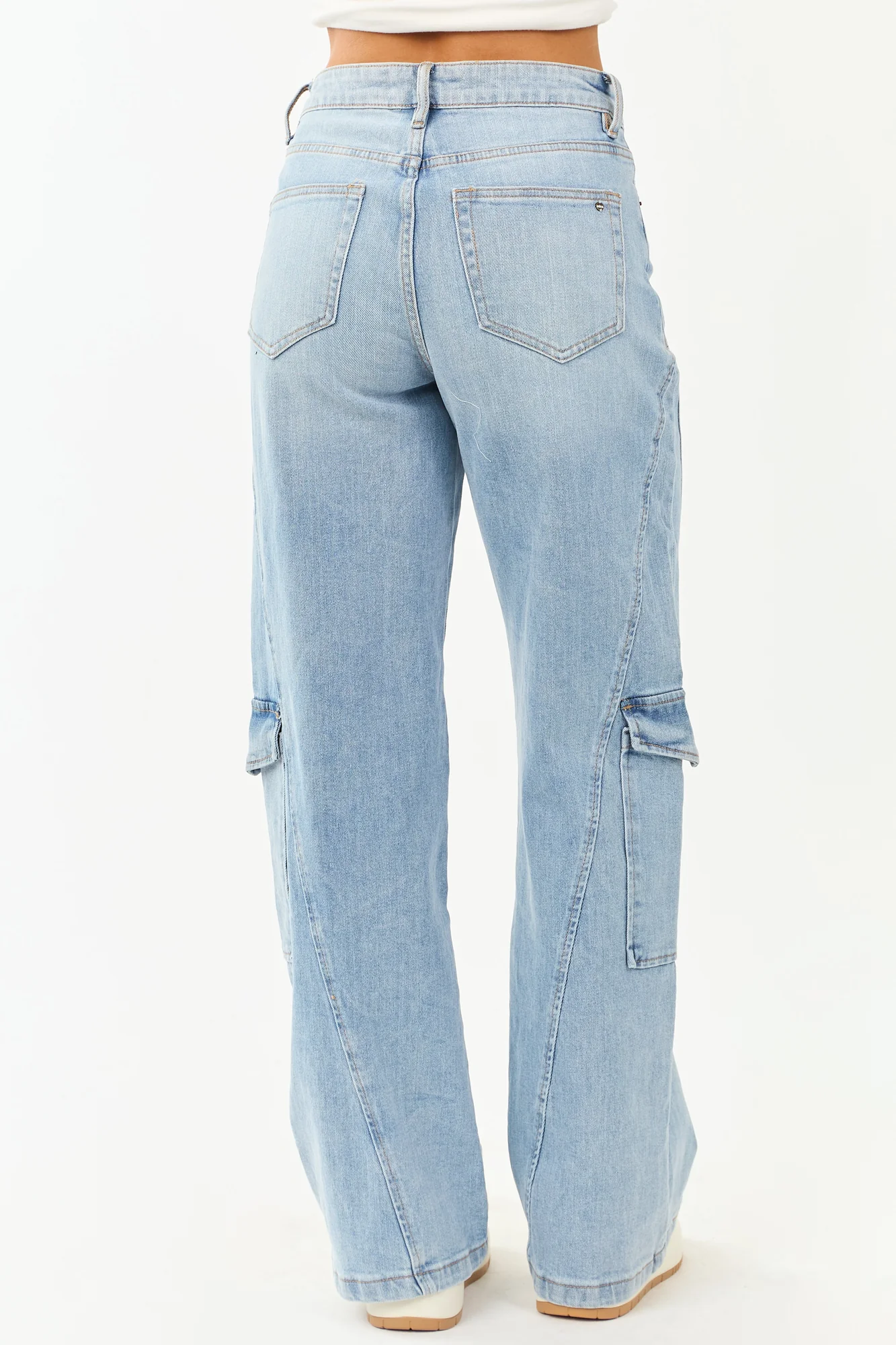 Light Wash Wide Leg Cargo Jeans - Trendy Functional Tall Length