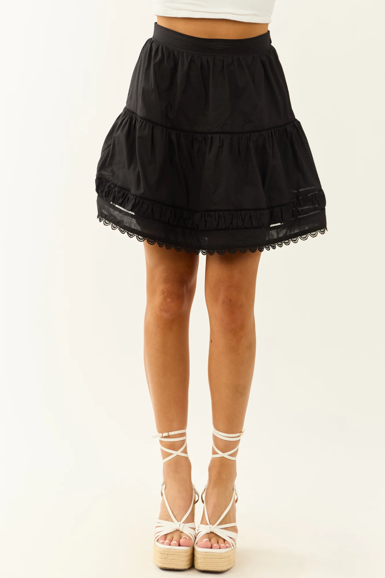 Black Cotton Scalloped Lace Short Skirt
