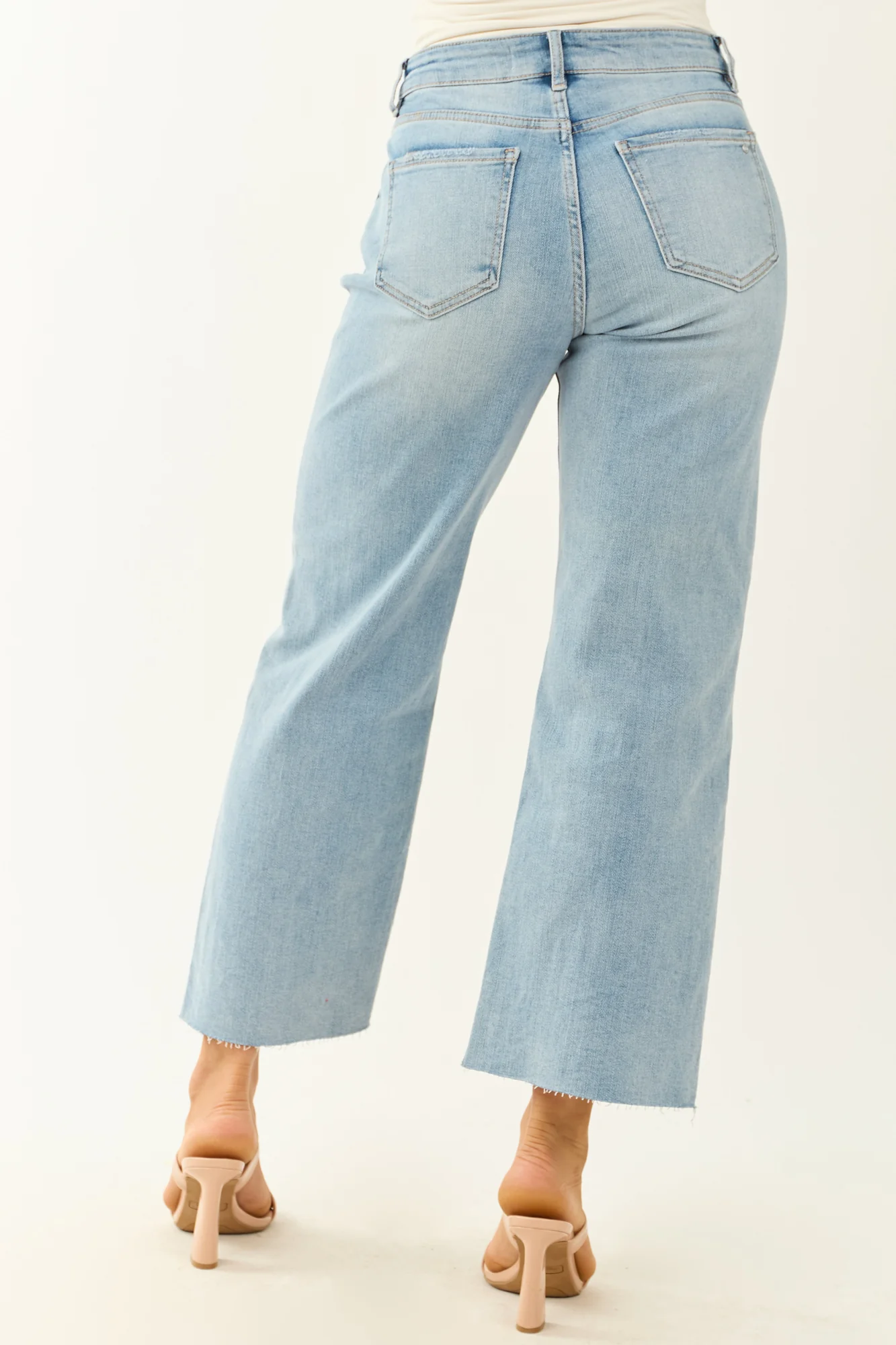 Medium Wash Cropped Wide Leg Stretchy Denim Jeans