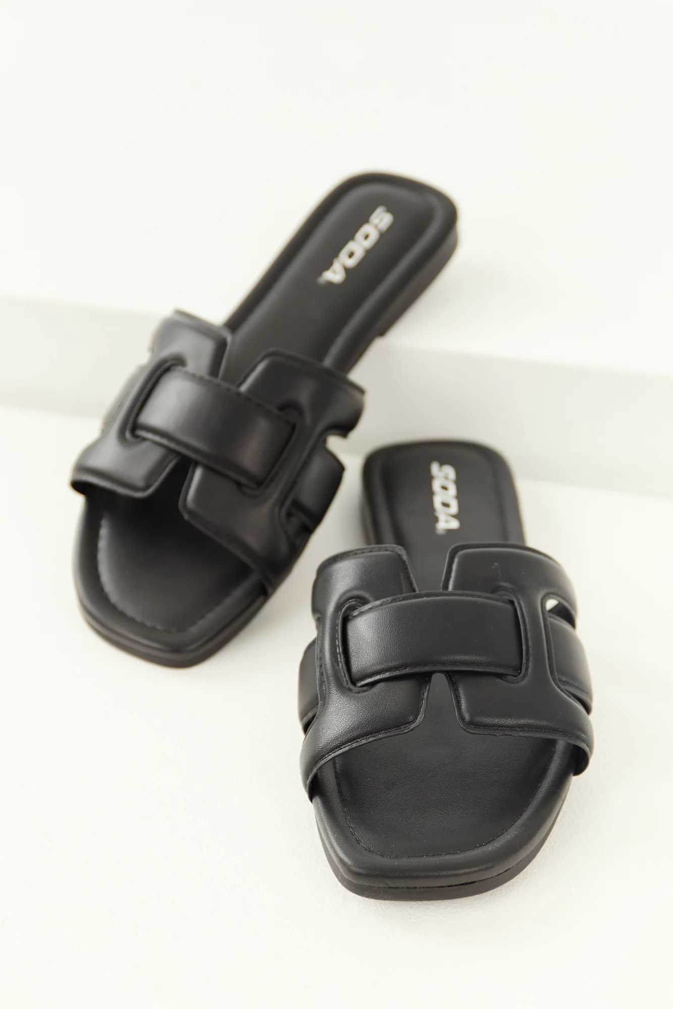 Comfortable Black Leather Sandals with Unique Interlaced Strap