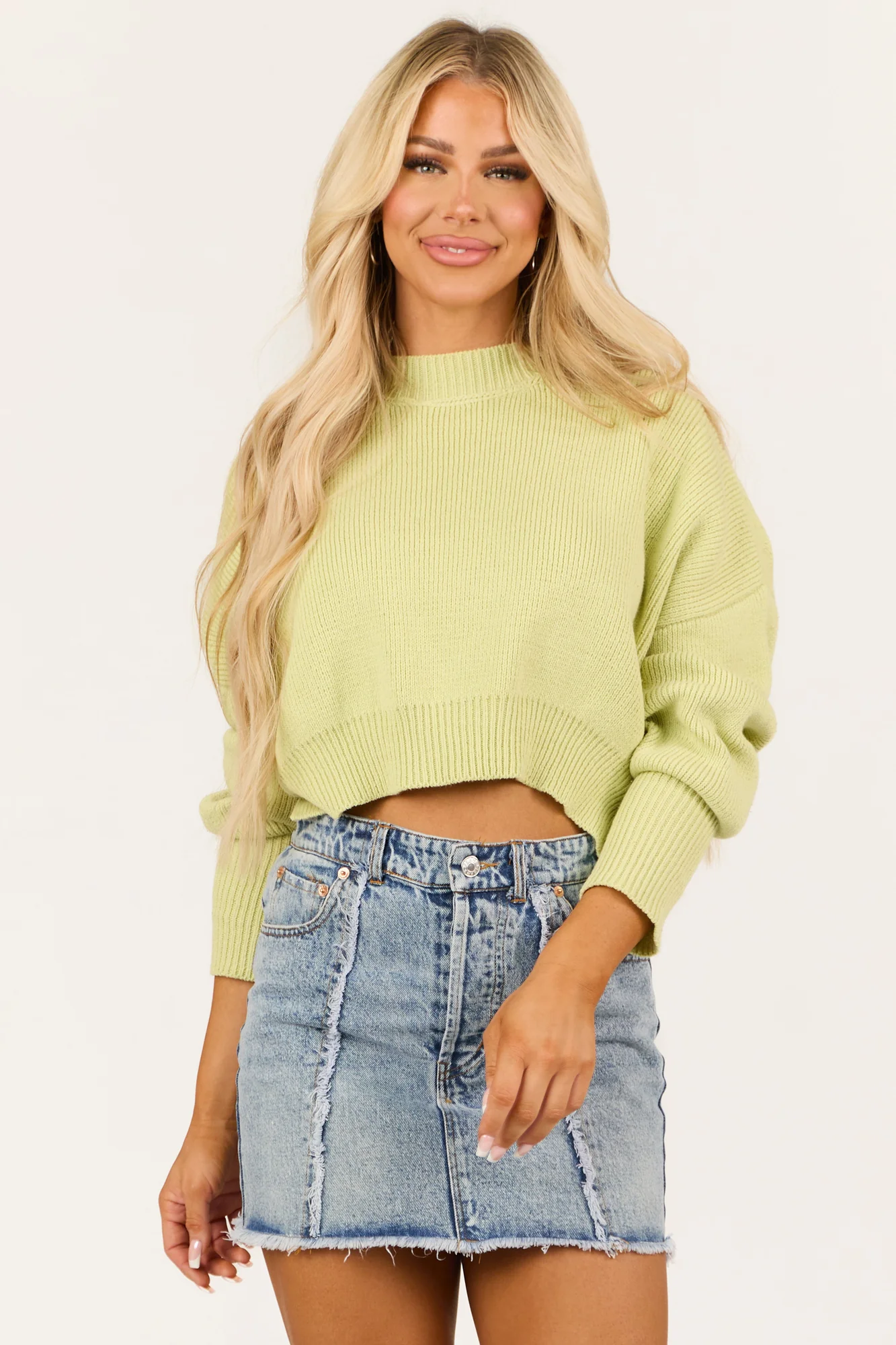 Green Cropped Ribbed Knit Sweater with Puff Sleeves