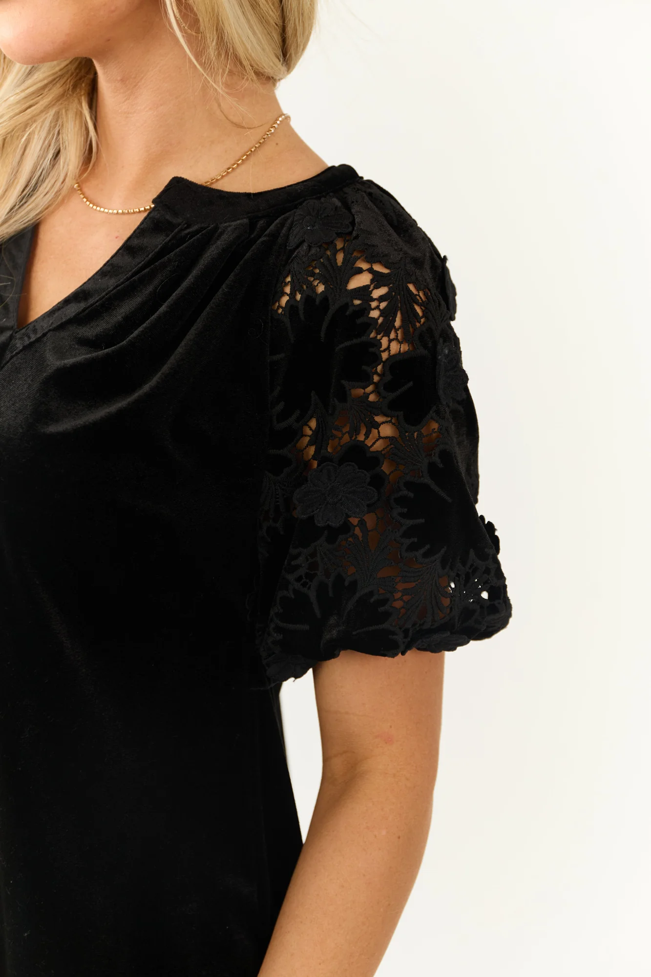 Velvet Lace V-Neck Short Sleeve Black Top