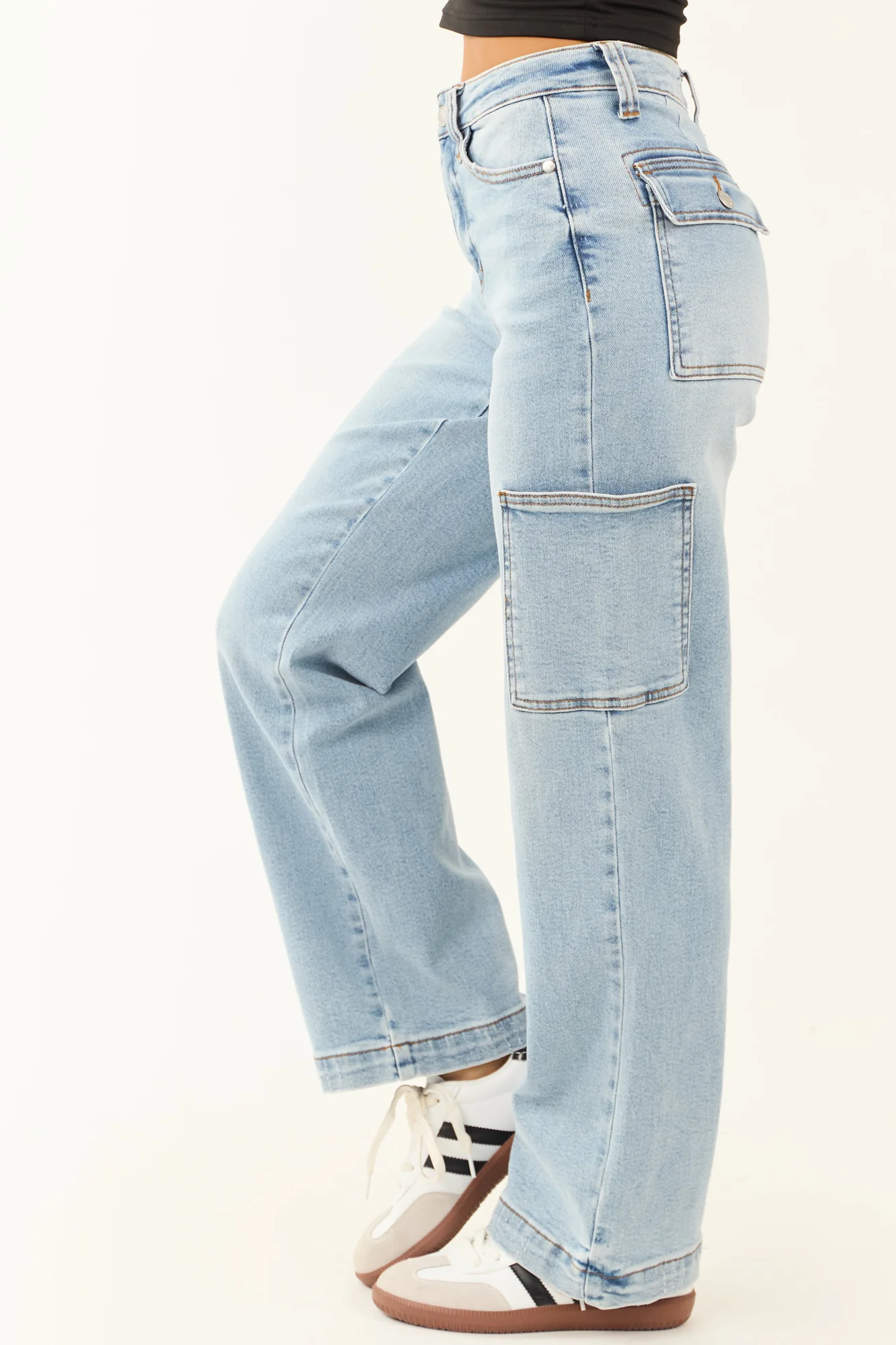 Light Wash Wide Leg Cargo Jeans for Women