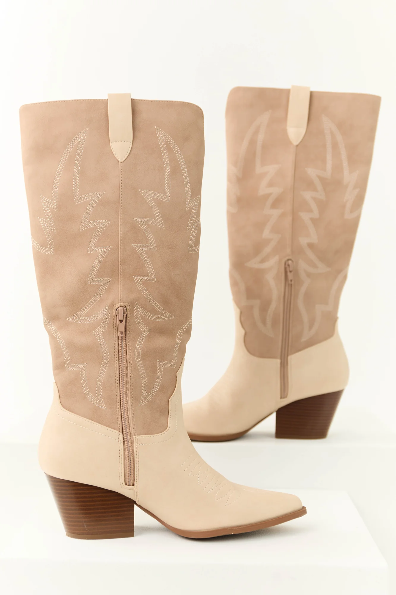 Womens Brown Embroidered Western Style Boots