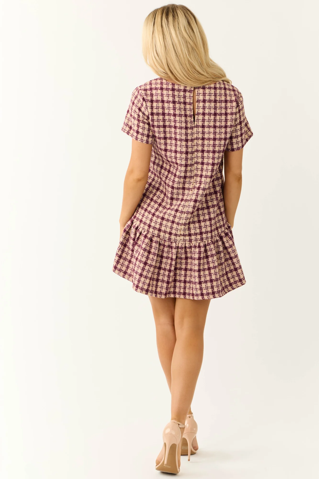 Short Sleeve Plaid Tweed Shift Dress - Beige and Plum