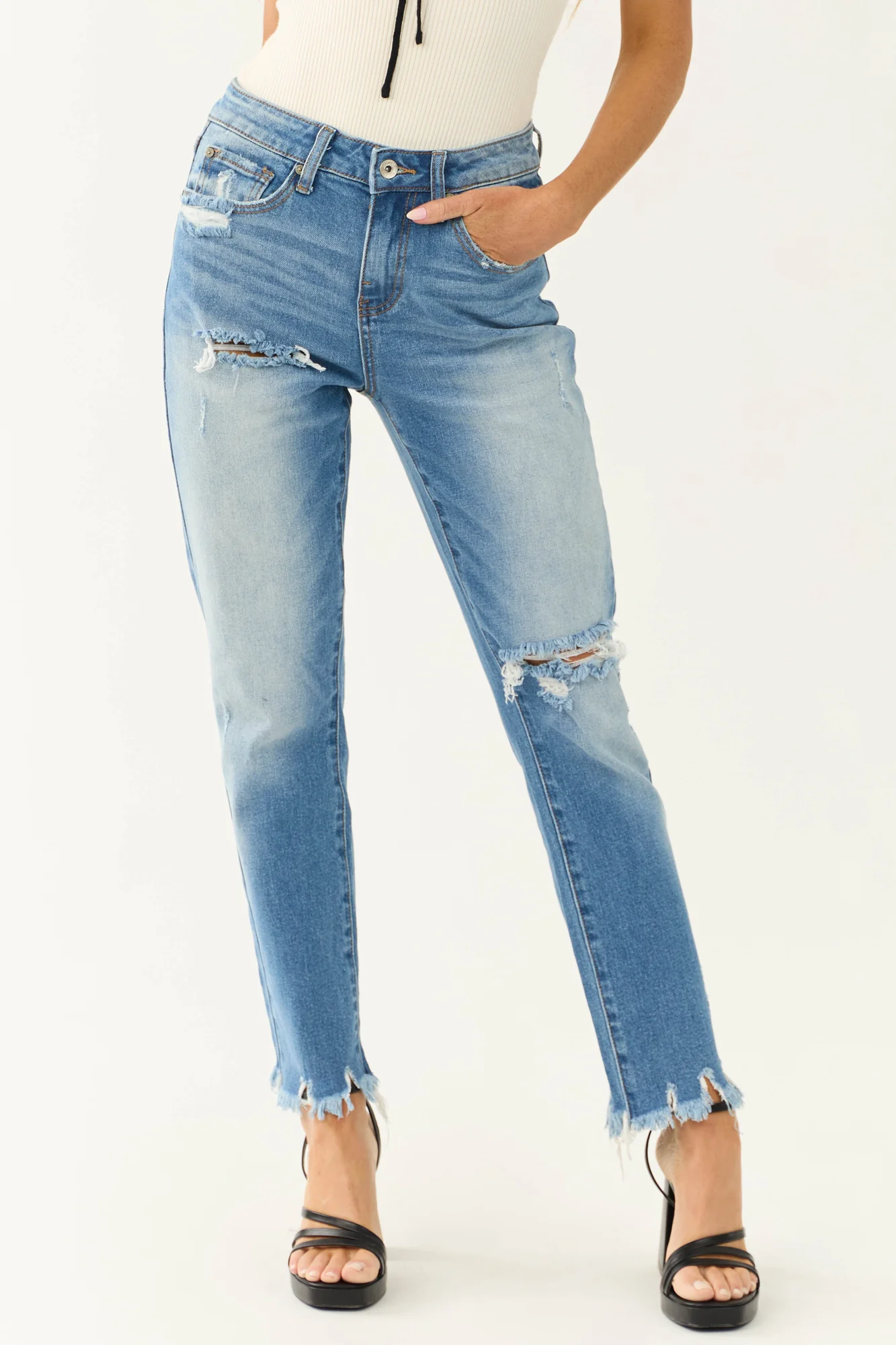 Medium Wash Relaxed Skinny Jeans with High Rise and Ankle Length