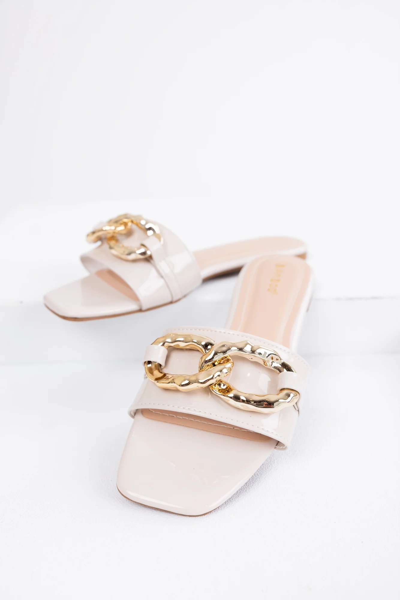 White Patent Leather Chain Accent Flat Slide Sandals