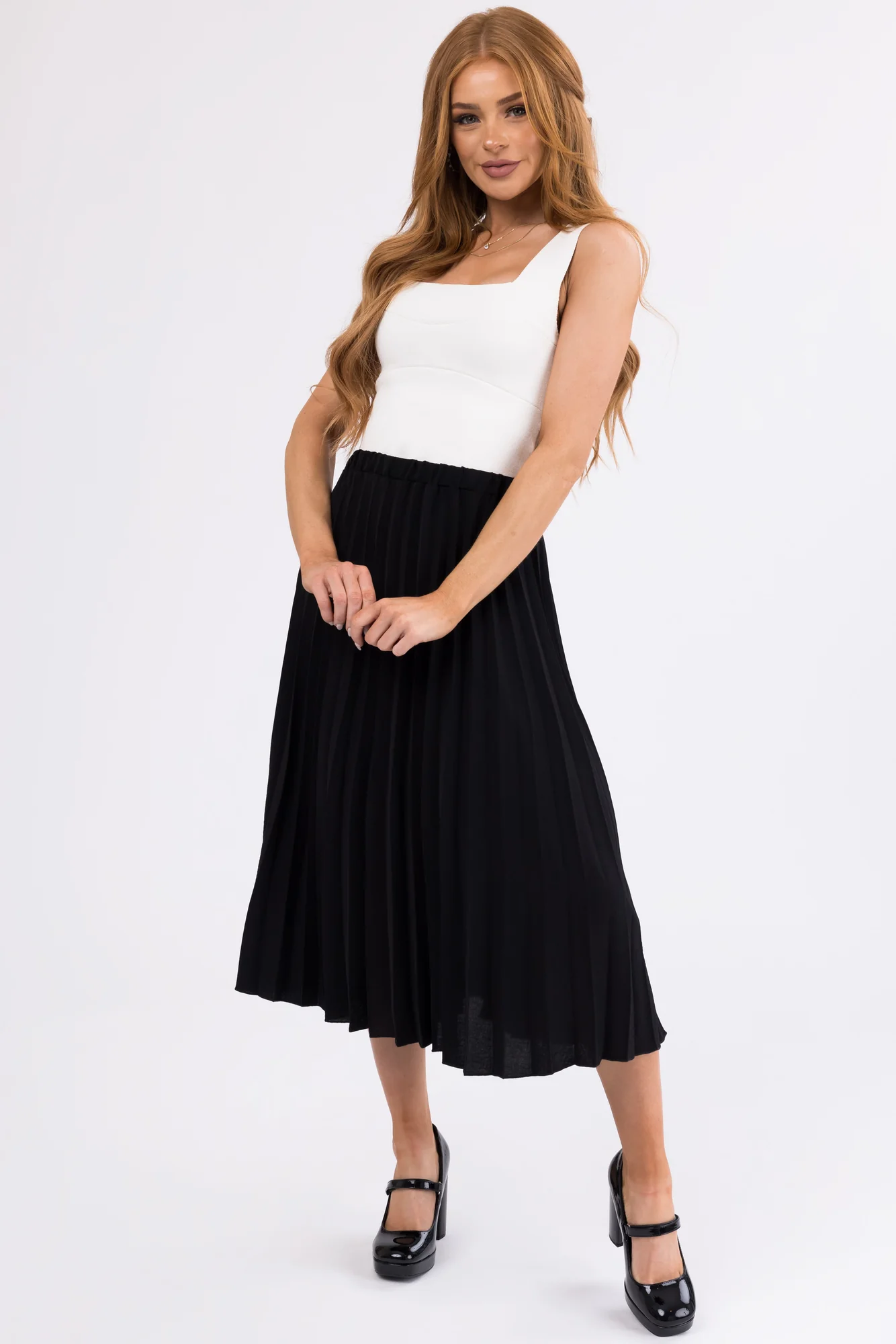 Elegant Black Pleated Midi Skirt with Elastic Waist