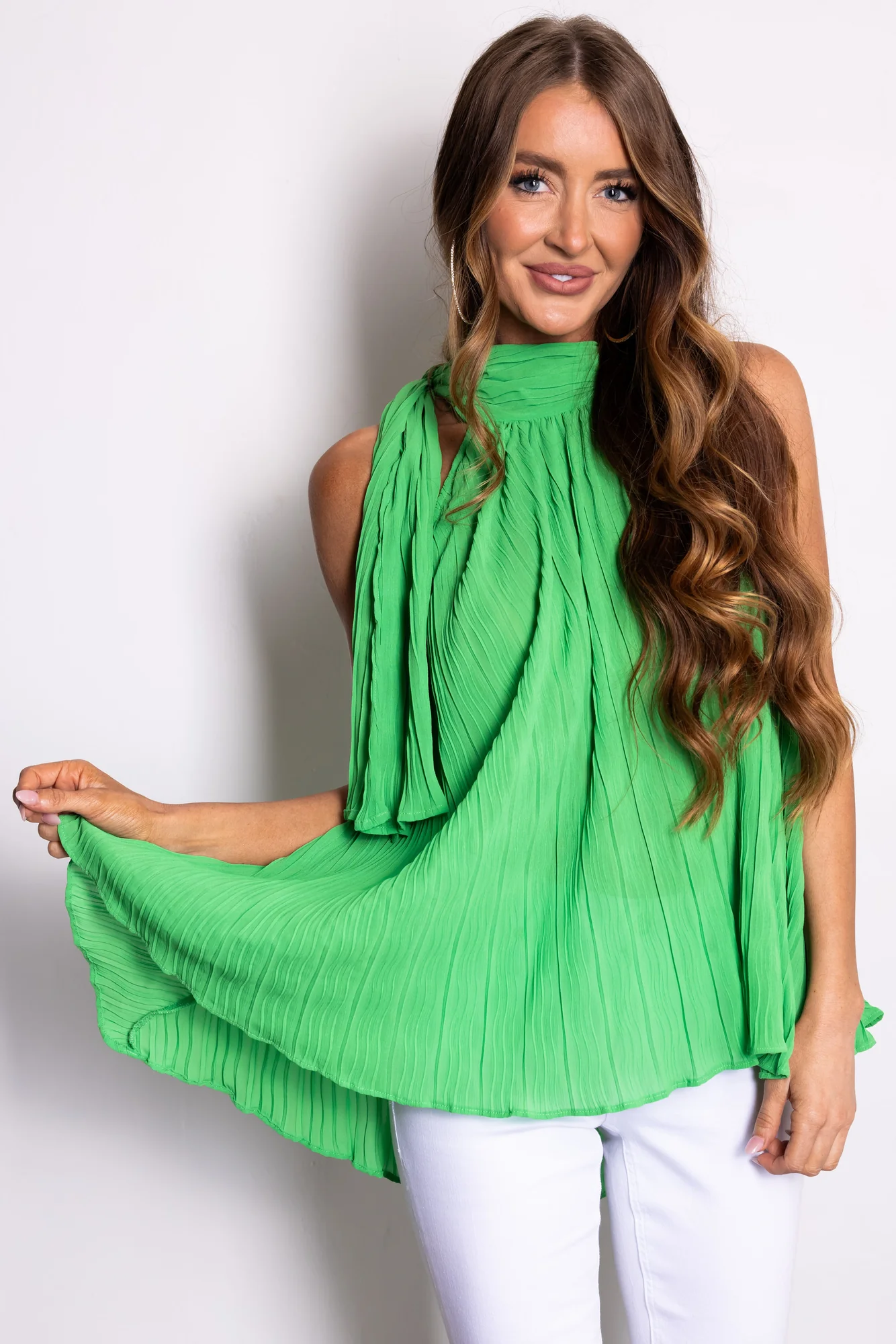 Green Pleated A-Line Sleeveless Blouse