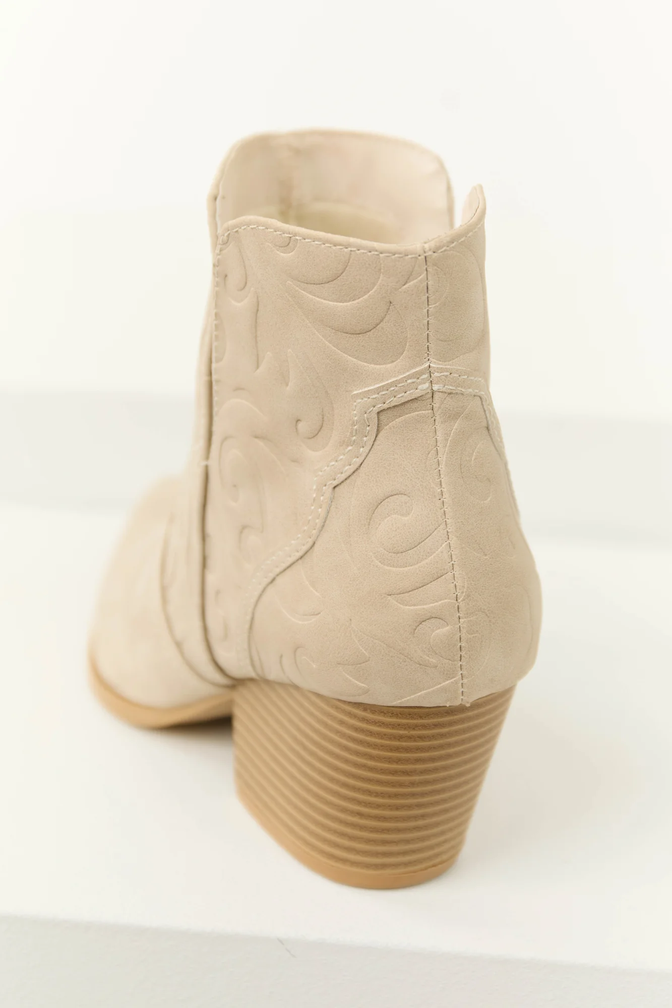 Stylish Coconut Pointed Toe Western Booties
