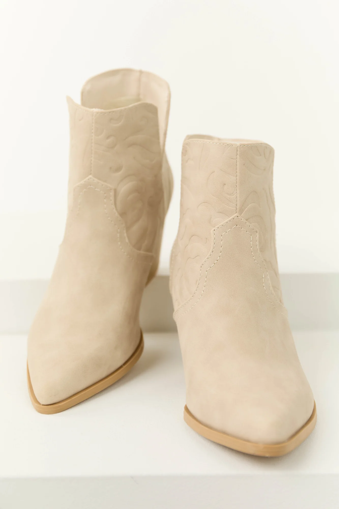 Stylish Coconut Pointed Toe Western Booties
