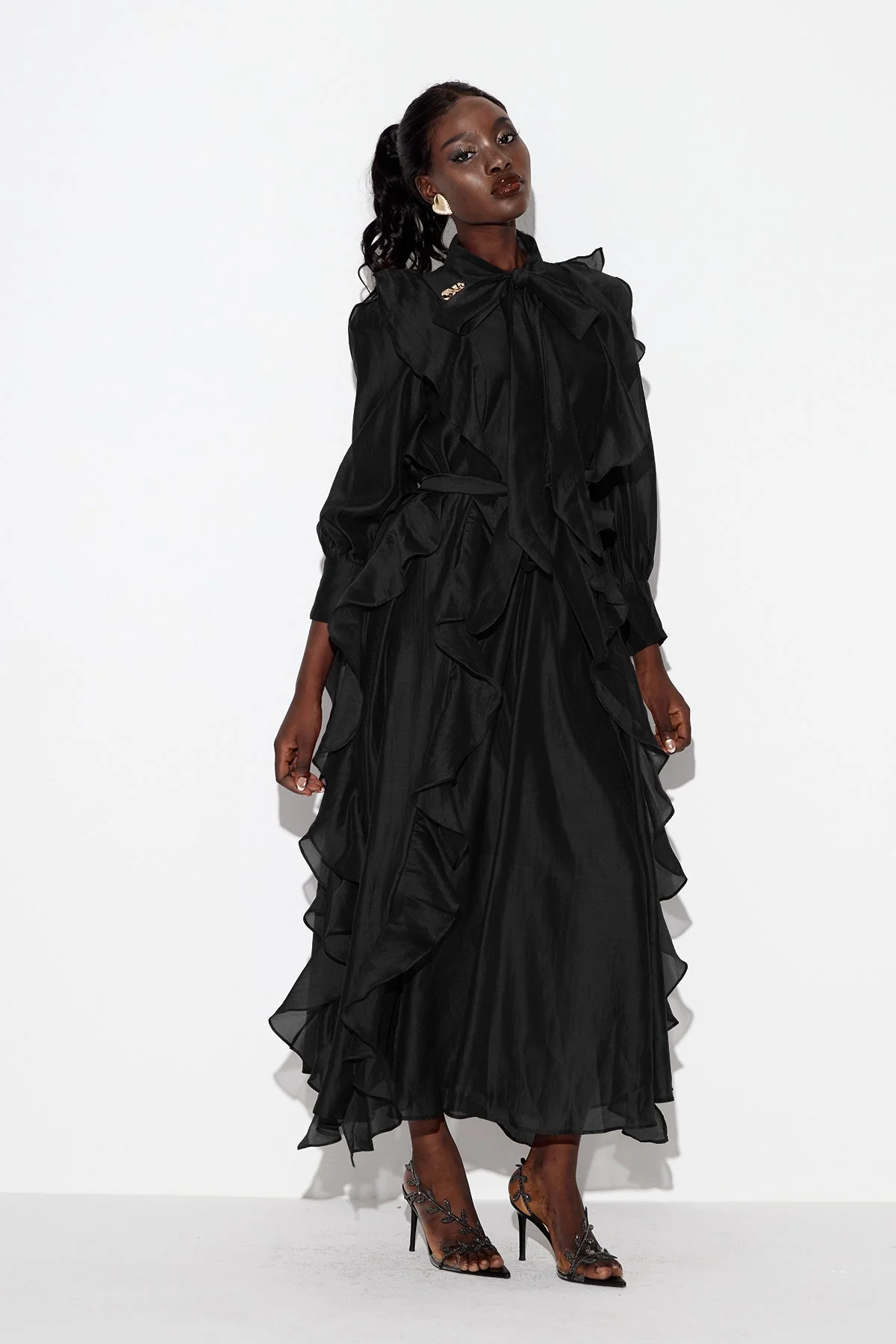 Elegant Black Ruffle Maxi Dress for Formal & Upscale Events