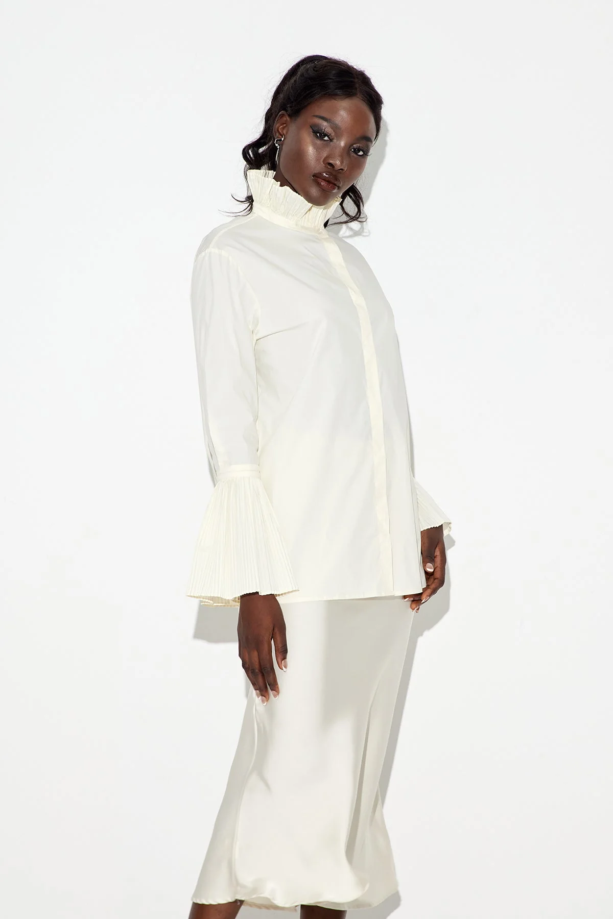 White Ruched Shirt with Premium Tailoring