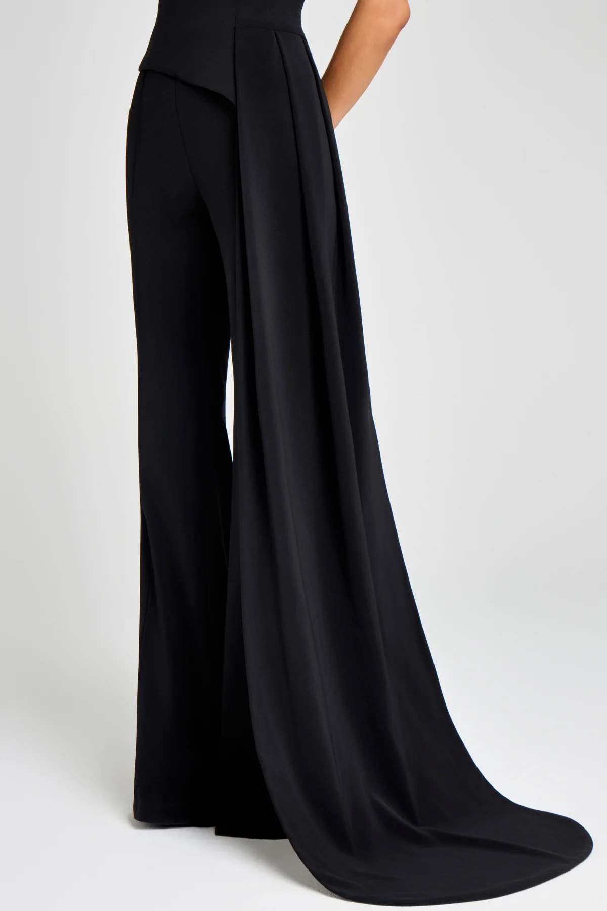 Black Fringe Pants Set with Avant-Garde Design