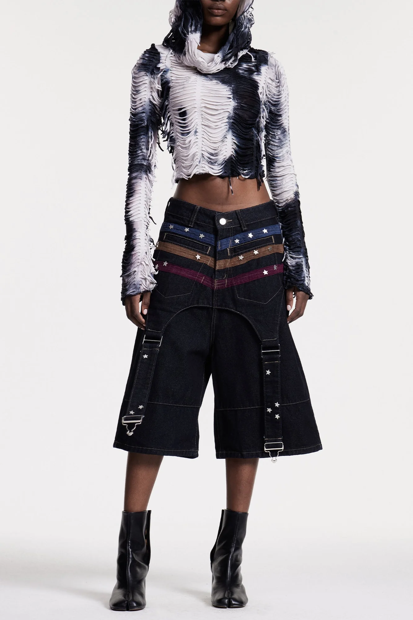 Black Deconstruct Midi Jeans for Stylish Wardrobes