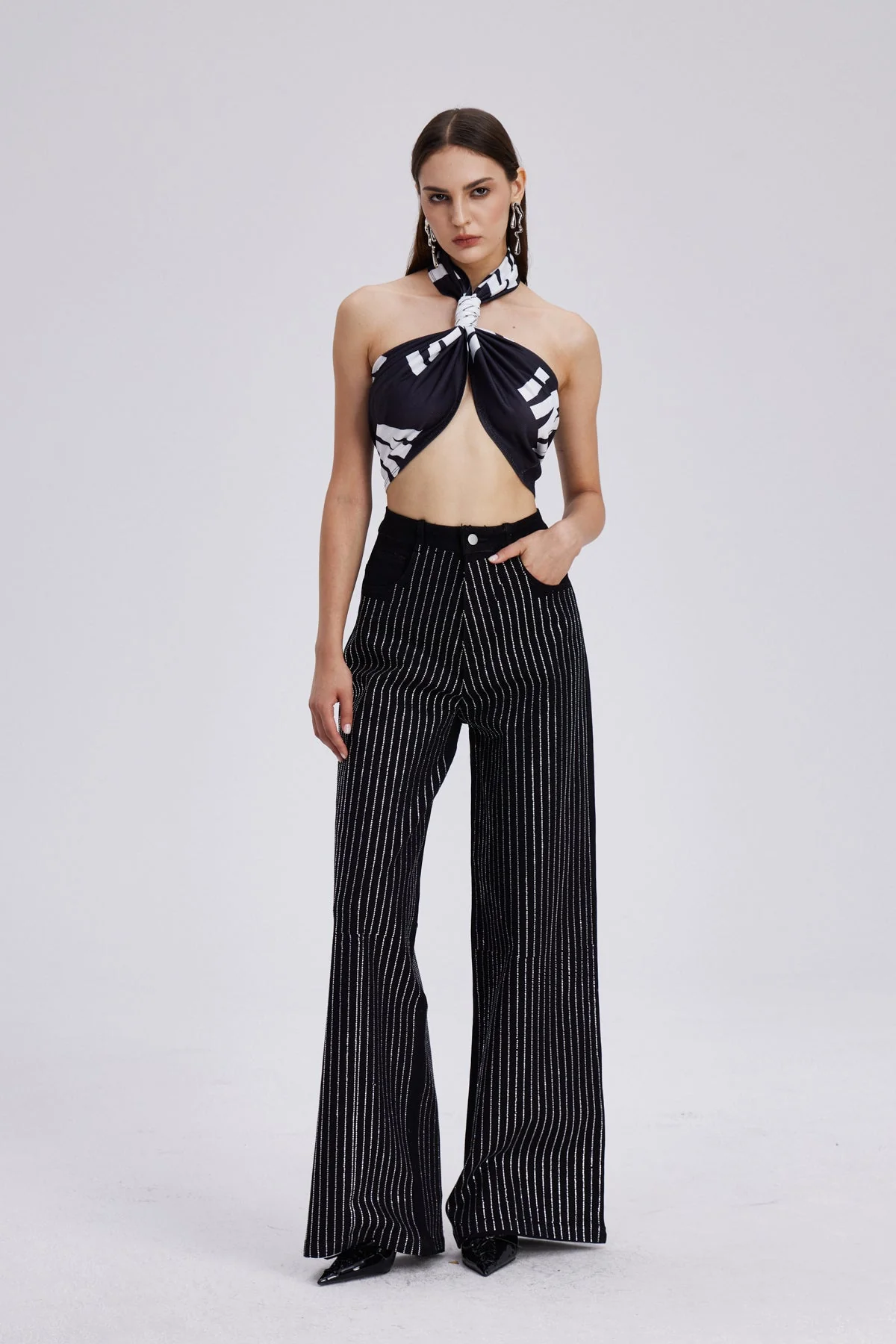 Black Halter Neck Printed Crop Top for Stylish Women