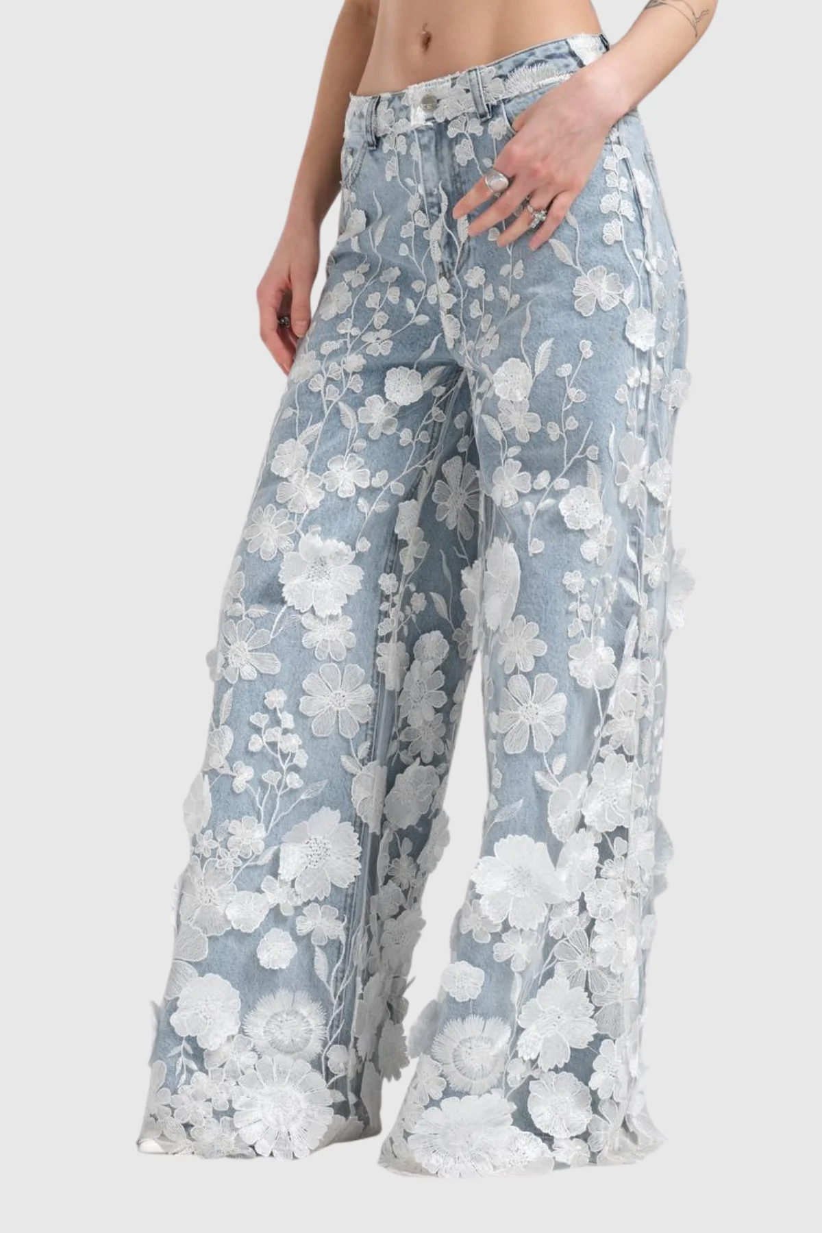 Artisanal Flower Embroidered Denim Jeans