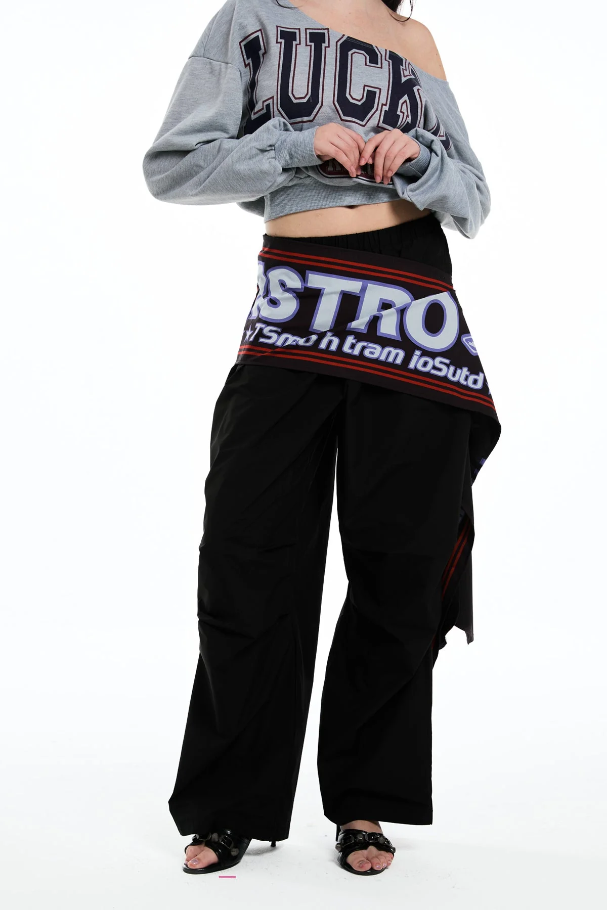 Geometric Printed Wide Leg Pants in Black