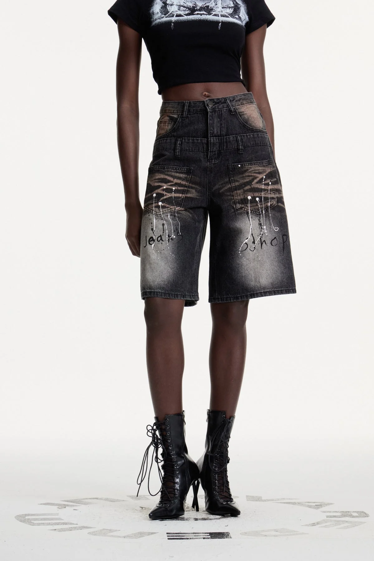 Urban Edge Deconstruct Print Midi Jeans