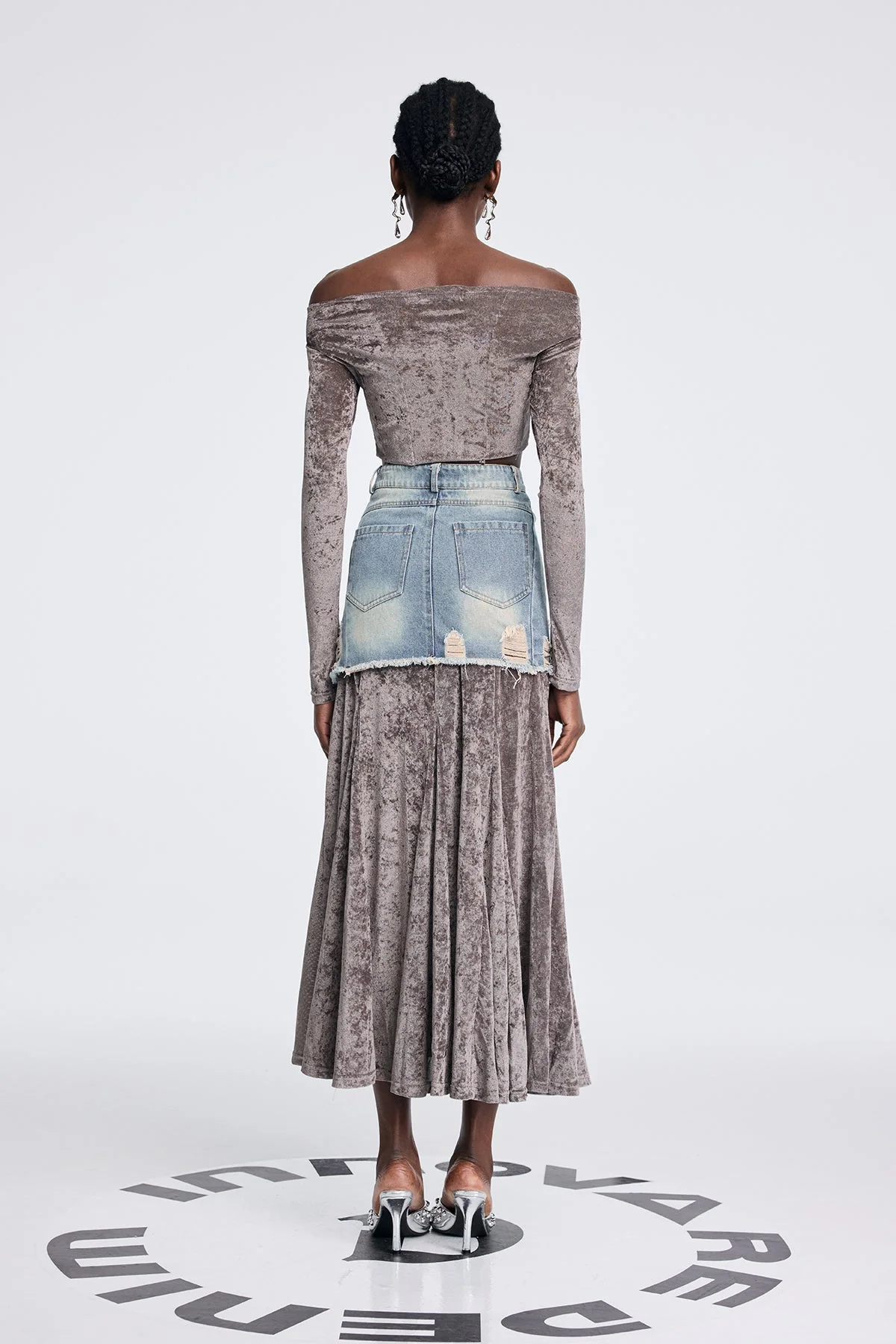 Gray Mesh Off Shoulder Skirt Set