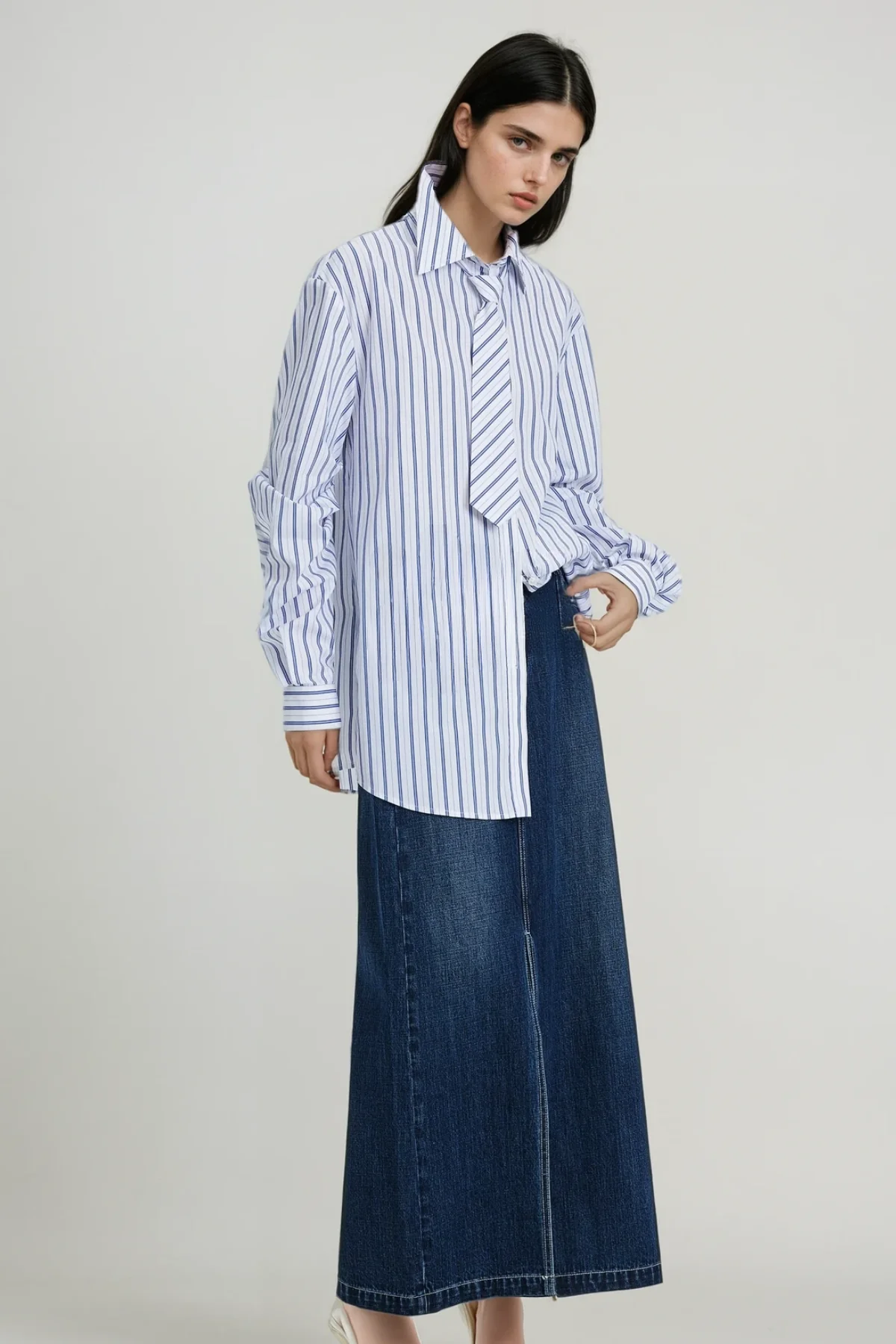Striped Classic Shirt - Versatile and Sophisticated Style