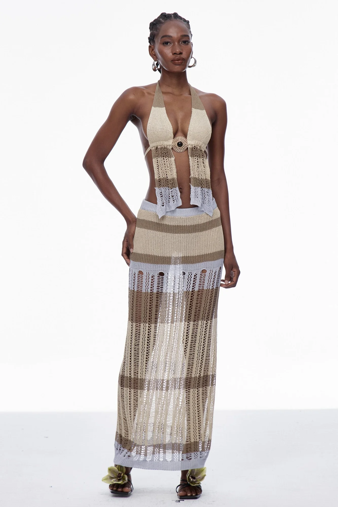 Elegant Backless Knit Skirt Set in Khaki