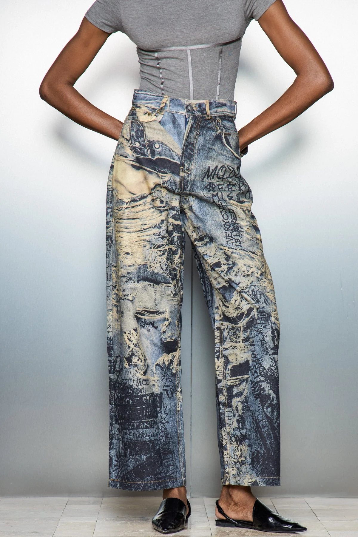 Torn Print Blue Jeans