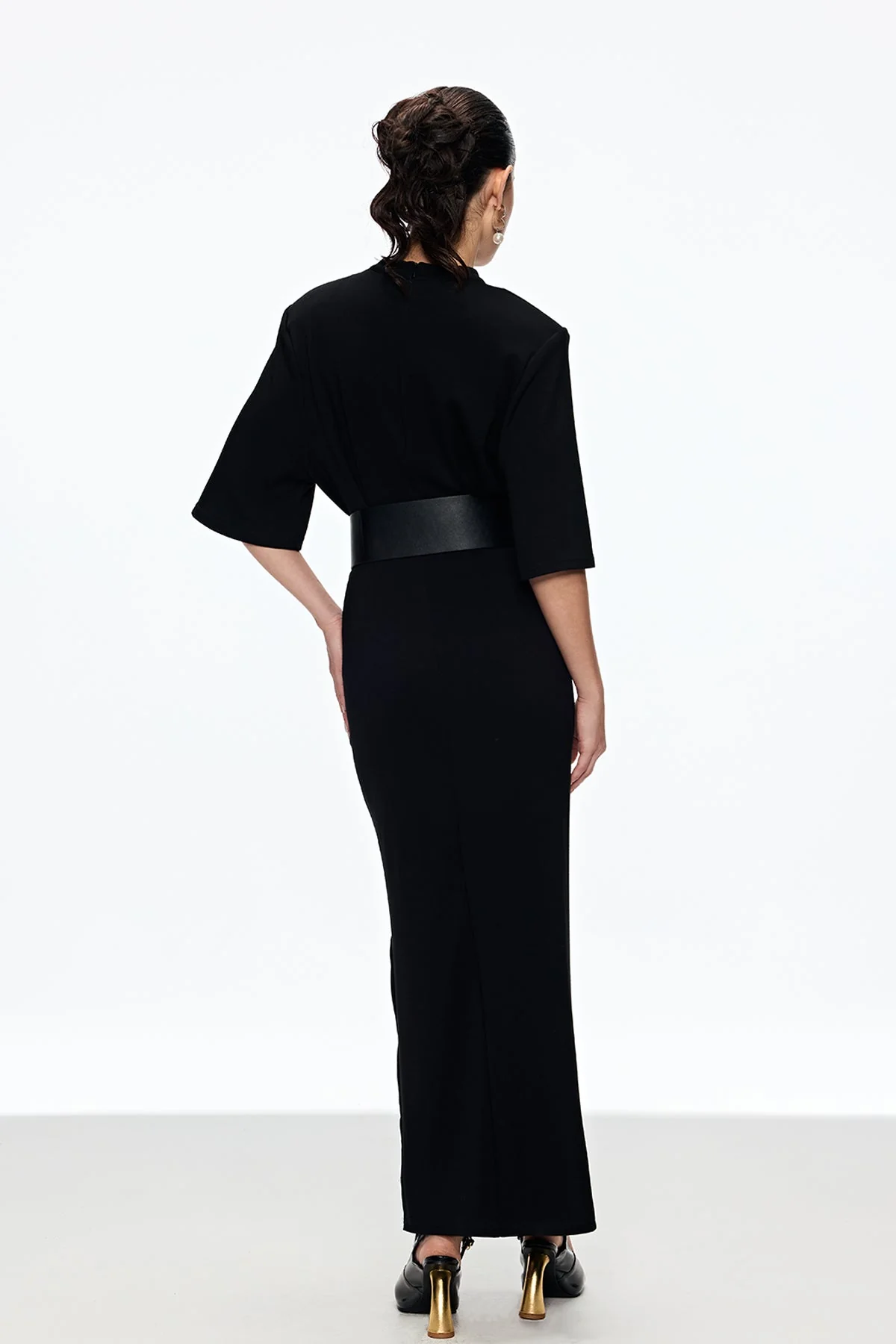 Elegant Lace Split Maxi Dress with Buckle Detail