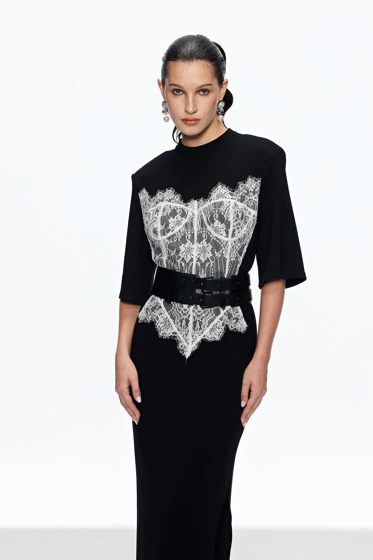 Elegant Lace Split Maxi Dress with Buckle Detail