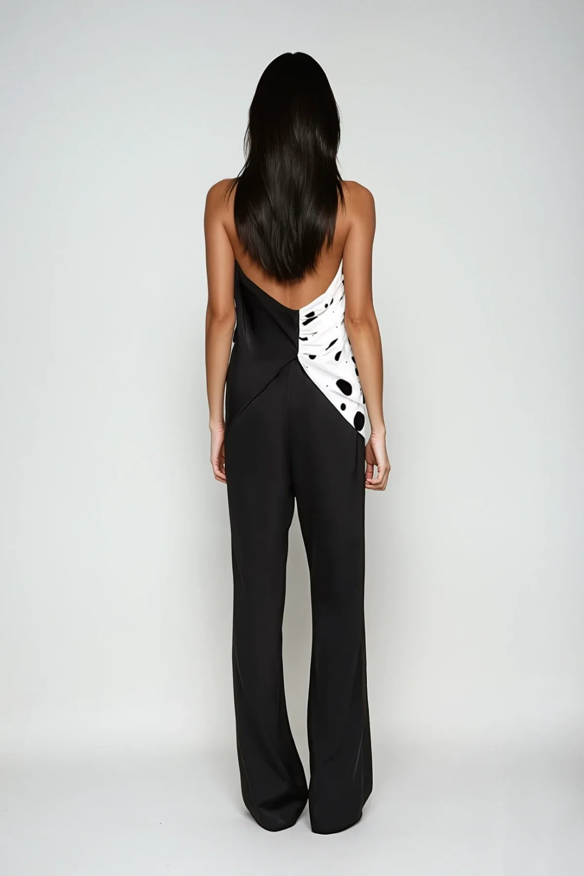 Modern Dot Print Halter Neck Top in Black | Zahira Style