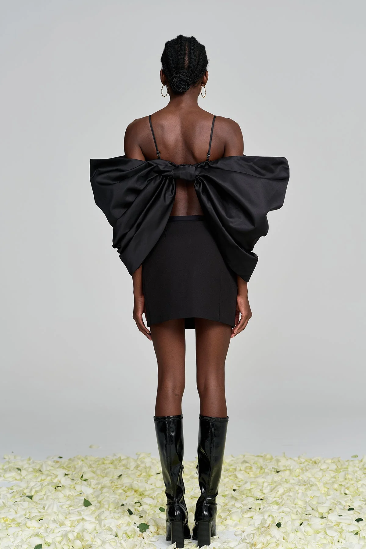 Elegant Black Bow Spaghetti Ruch Top for Women