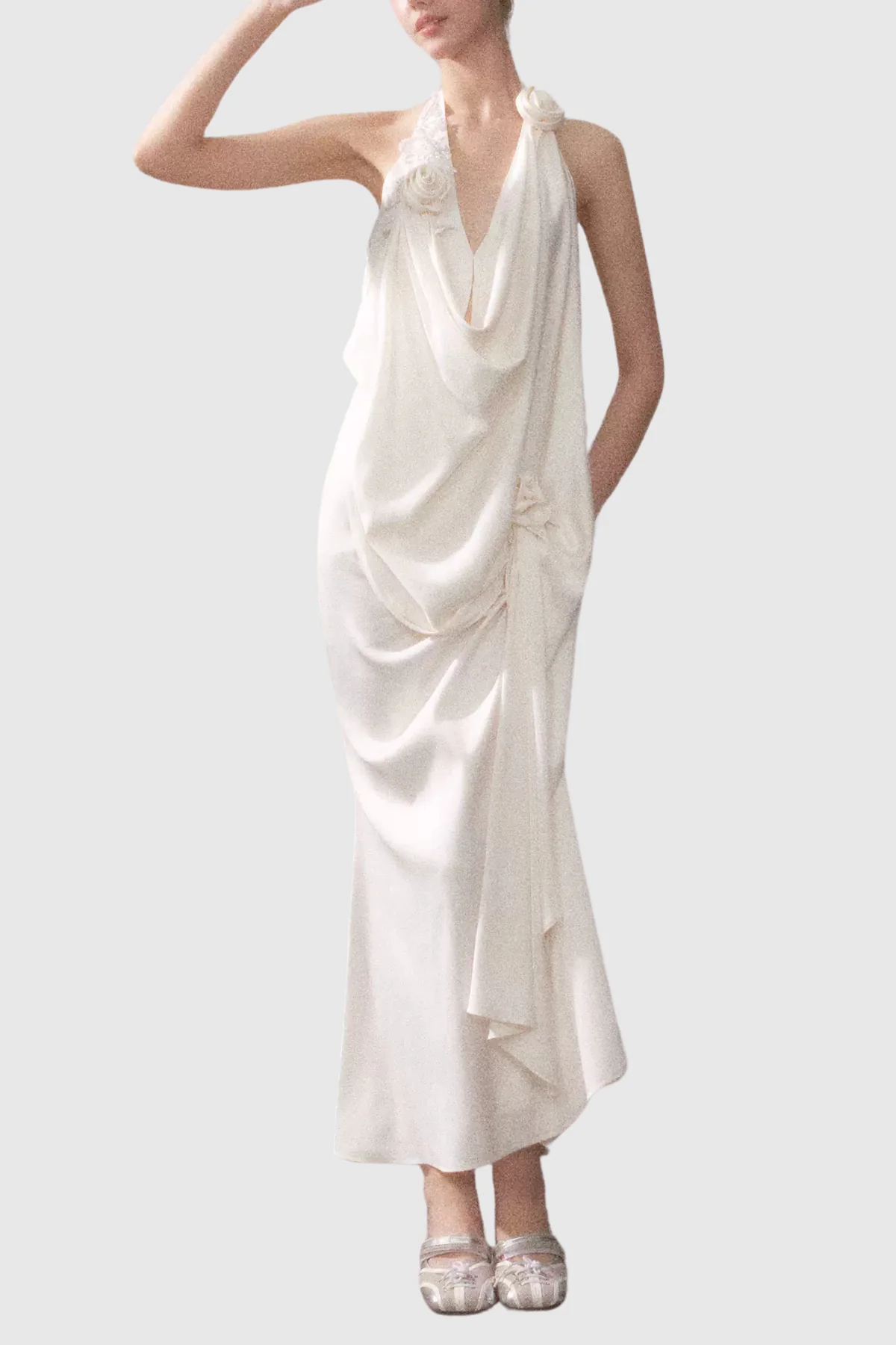 White Flower Backless Maxi Dress - Elegant Style & Comfort