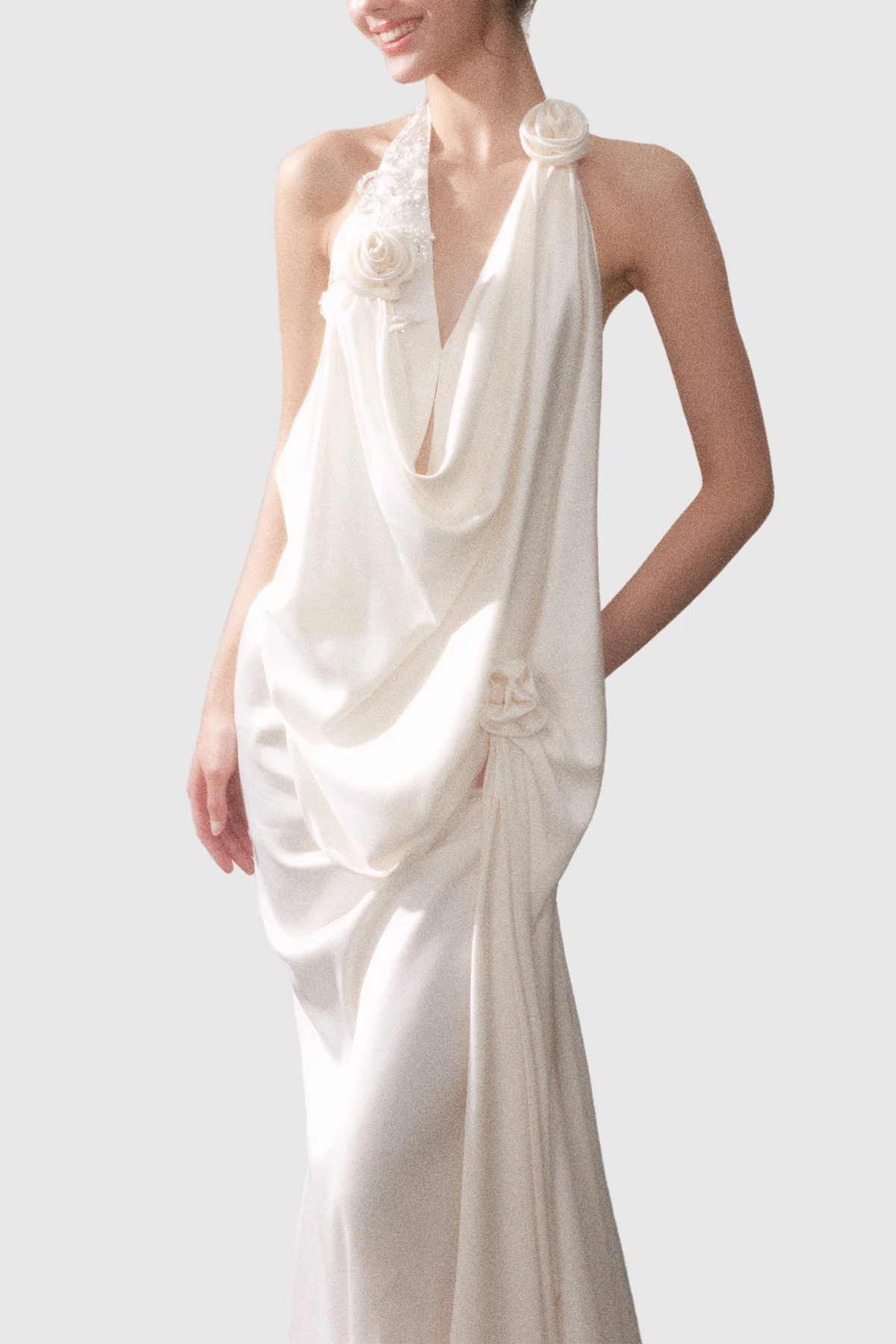 White Flower Backless Maxi Dress - Elegant Style & Comfort