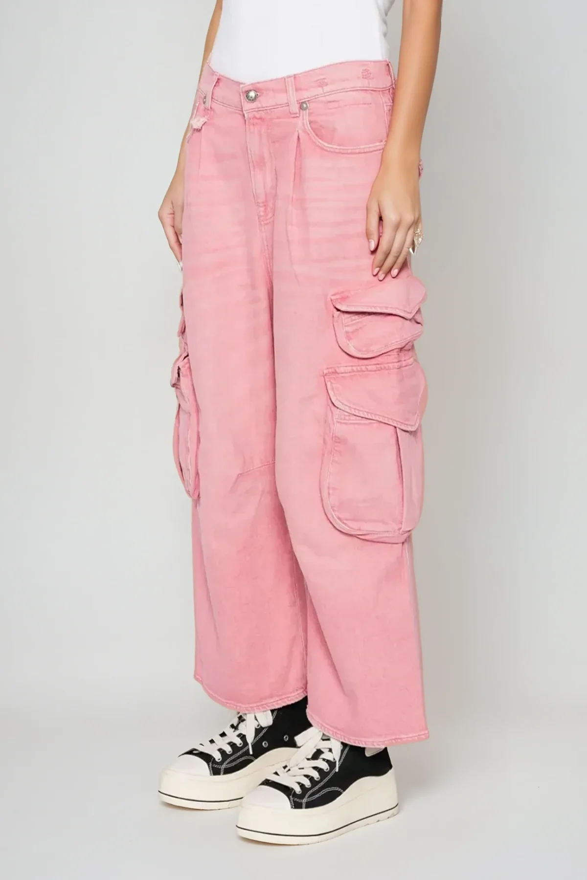 Bleached Cargo Jeans with Multiple Pockets