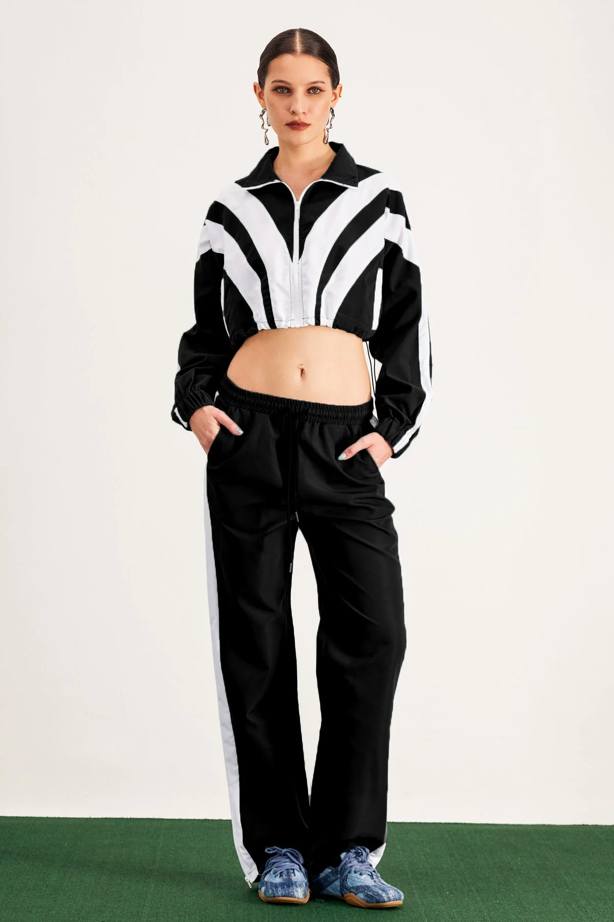 Black Striped Pant Set for Stylish Wardrobe Upgrade