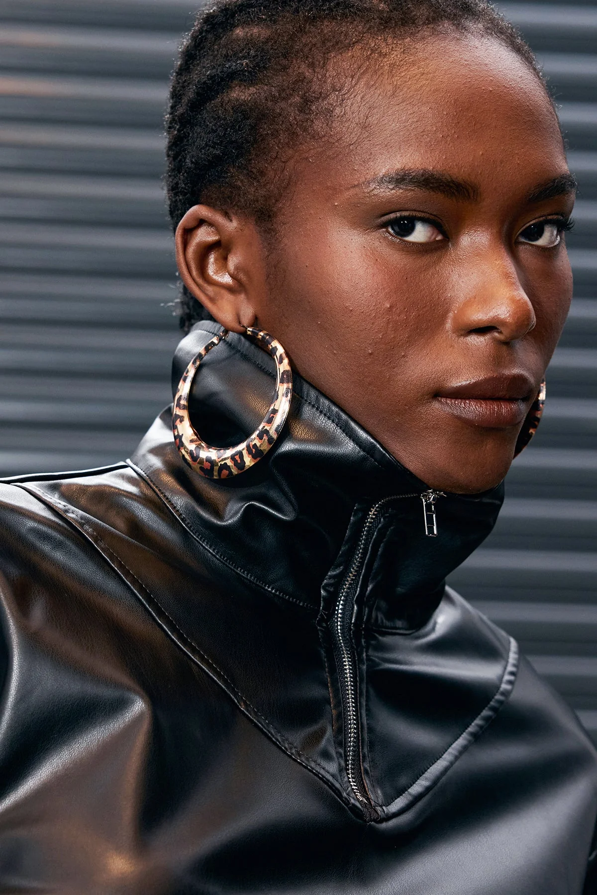 Leopard Design Metal Earrings - Statement Jewelry for All Occasions