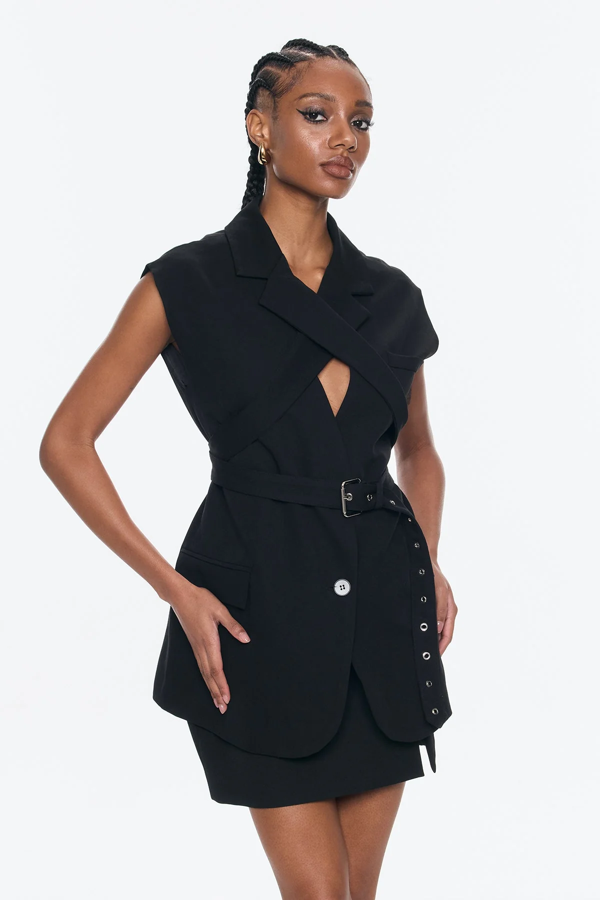 Sleek Sleeveless Cross Buckle Blazer in Black for Women